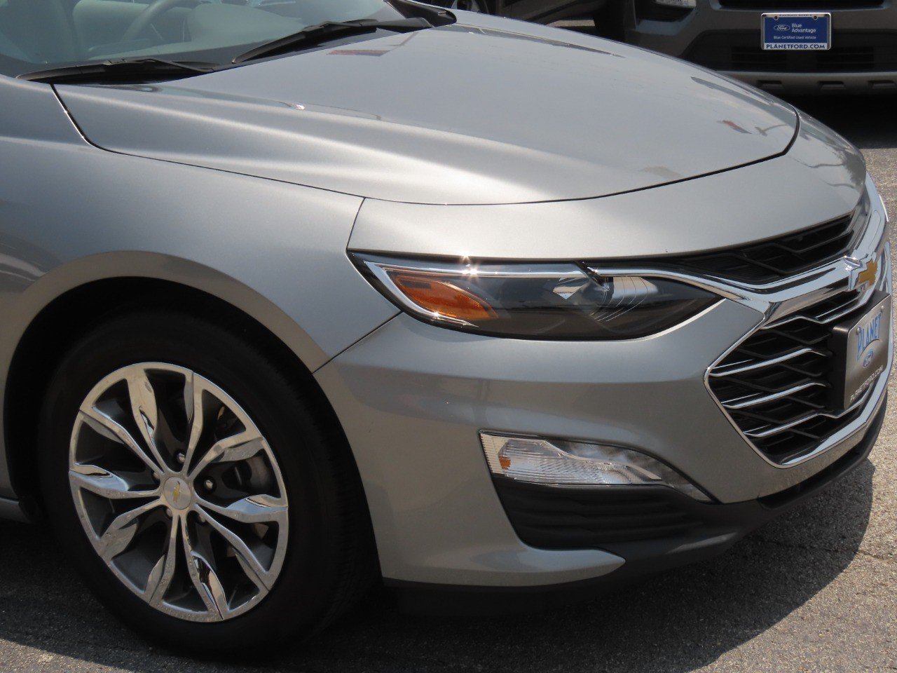 Used 2025 Chevrolet Malibu LT FWD image 6