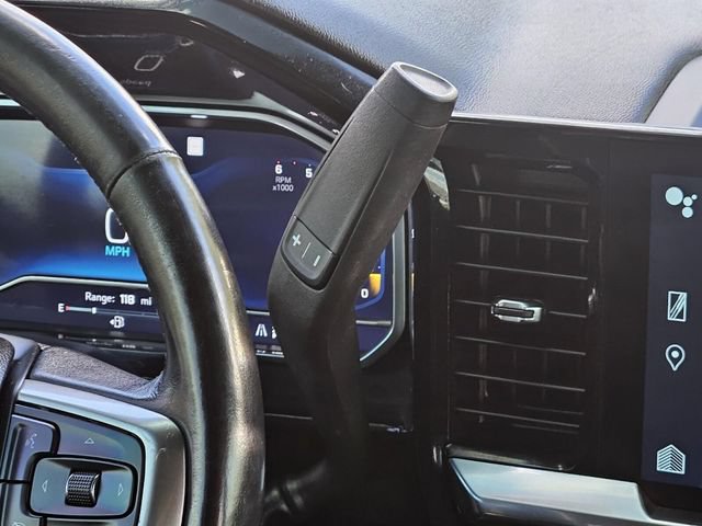 Used 2023 Chevrolet Silverado 1500 LT AWD/4WD image 30