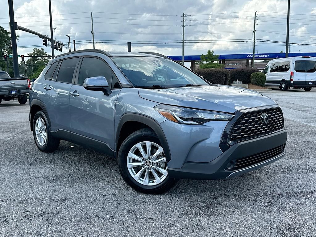 Used 2024 Toyota Corolla Cross LE w/ Moonroof Package