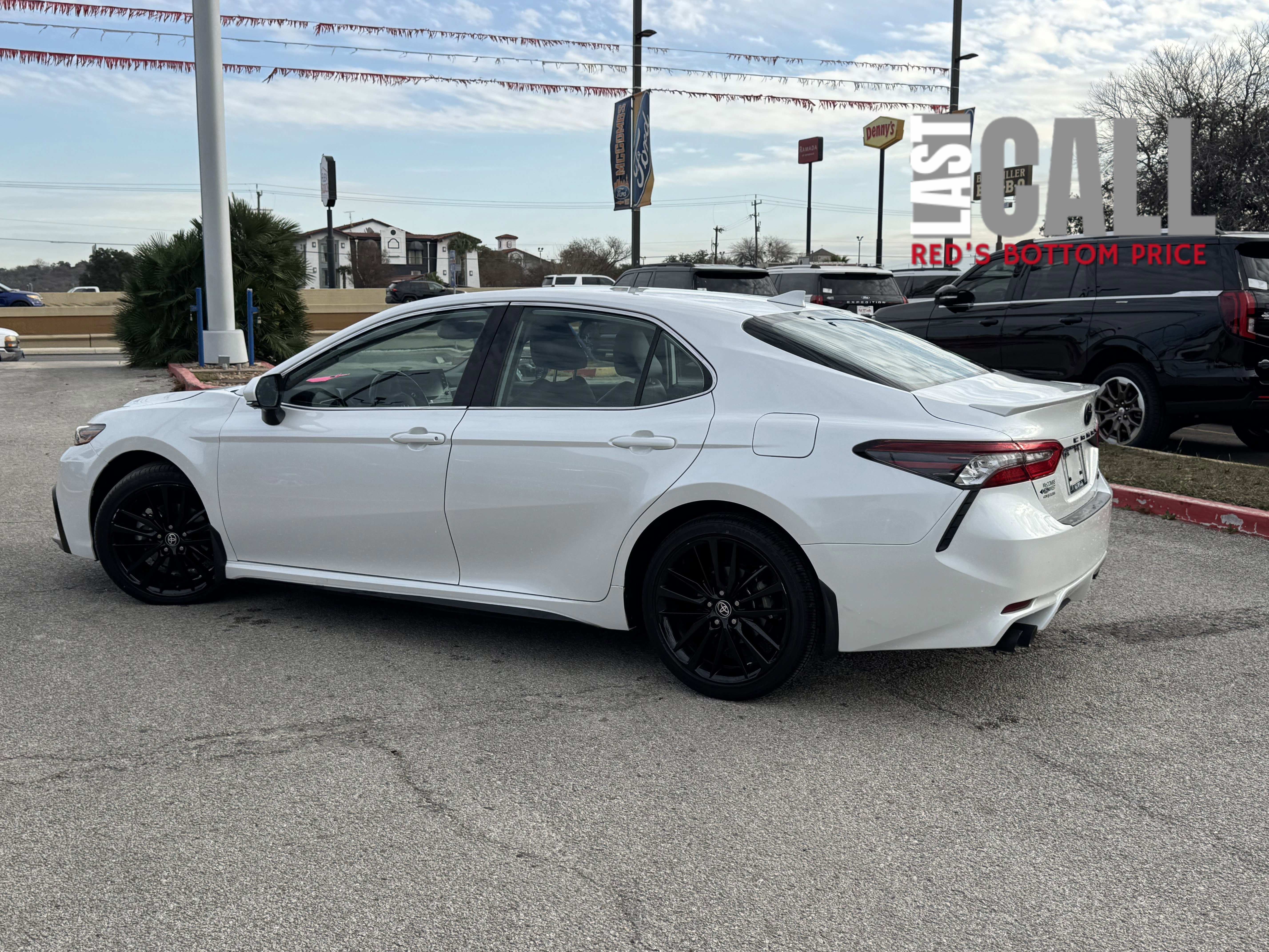 Used 2024 Toyota Camry XSE image 6