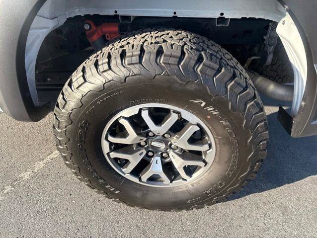 Certified 2023 Ford F150 Raptor w/ Raptor Carbon Fiber Package AWD/4WD image 35