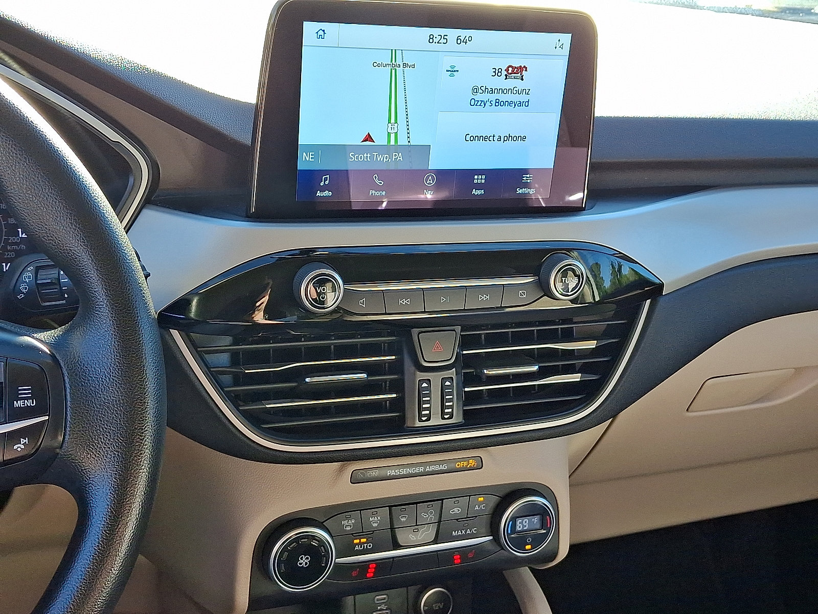 Certified 2020 Ford Escape SE image 23