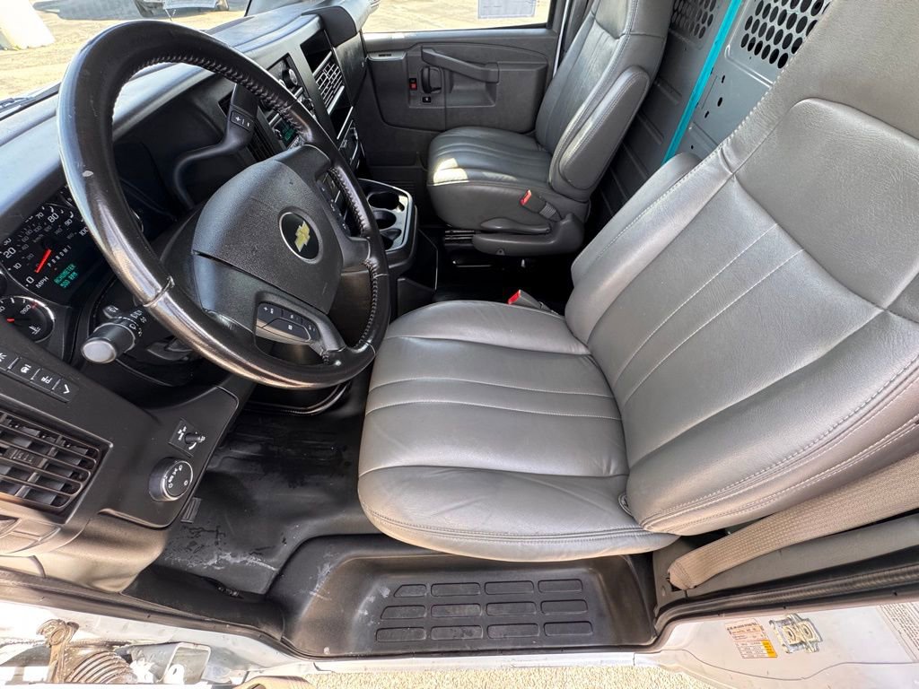 Used 2021 Chevrolet Express 2500 Extended w/ Driver Convenience Package image 17