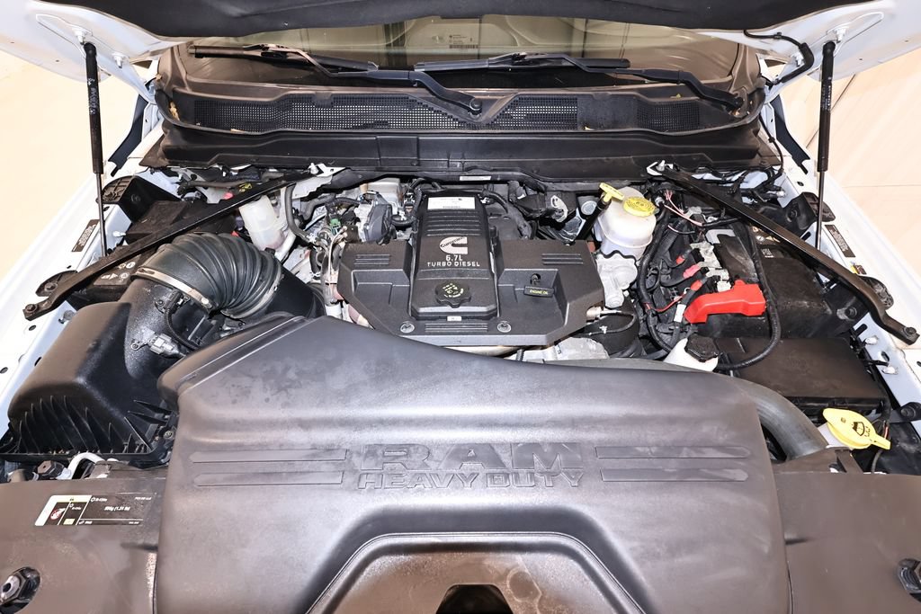 Used 2024 RAM 3500 Limited w/ Towing Technology Group AWD/4WD image 51