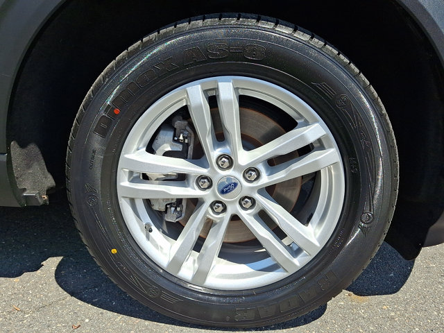 Certified 2023 Ford Explorer XLT w/ Equipment Group 202A AWD/4WD image 13