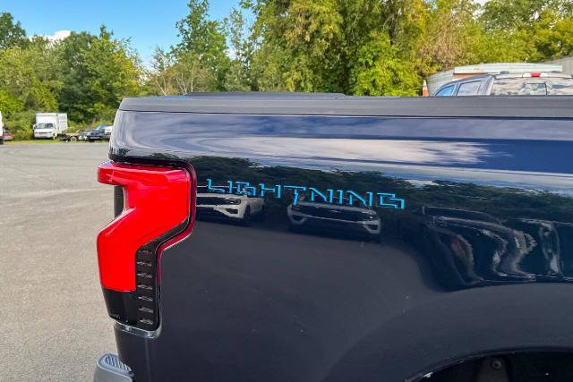 Certified 2022 Ford F150 Lightning XLT AWD/4WD image 19