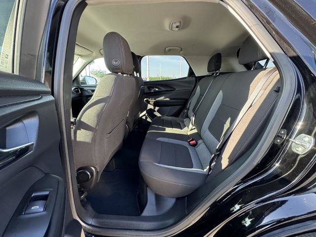 Used 2025 Chevrolet TrailBlazer LT AWD/4WD image 14