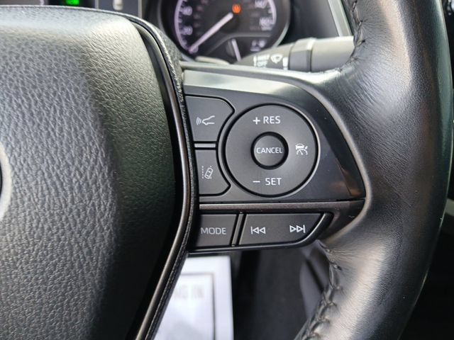 Used 2023 Toyota Camry SE w/ Convenience Package FWD image 17