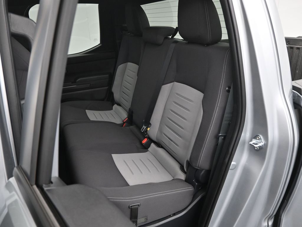 Used 2025 Toyota Tacoma TRD Off-Road image 39