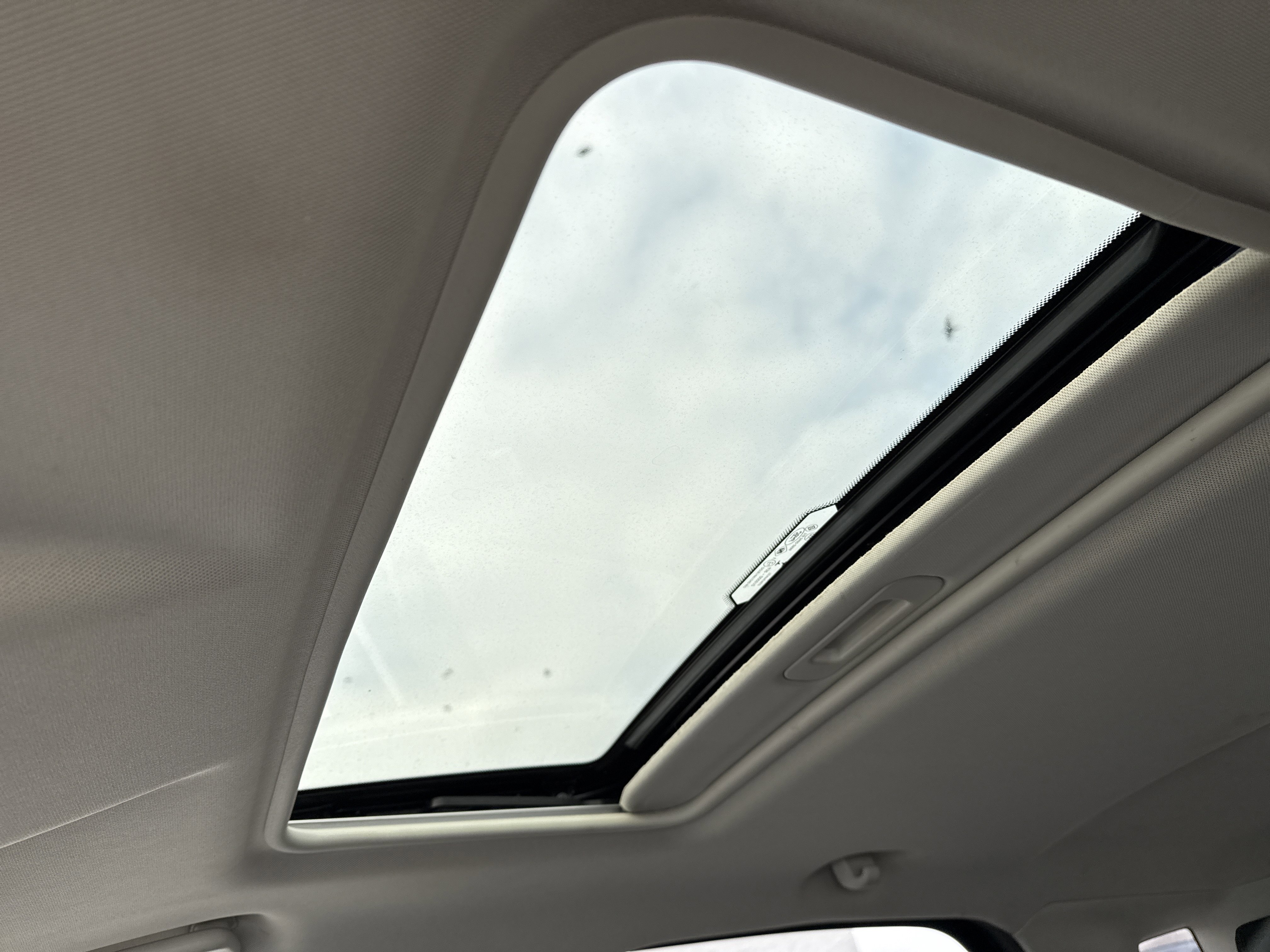 Certified 2019 Ford EcoSport SE image 26