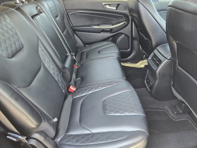Certified 2023 Ford Edge Titanium AWD/4WD image 30