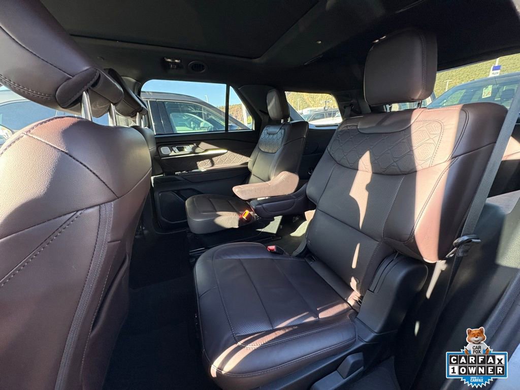 Certified 2025 Ford Explorer Platinum w/ LUX Leather Package AWD/4WD image 26