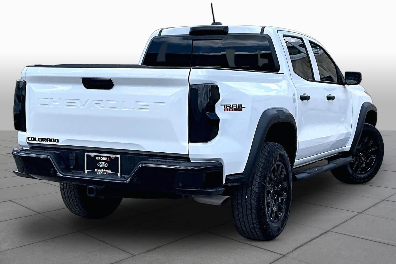 Used 2024 Chevrolet Colorado Trail Boss w/ Advanced Trailering Package AWD/4WD image 15