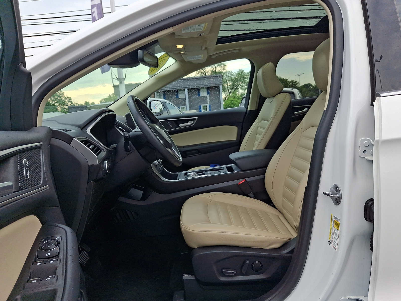 Certified 2021 Ford Edge SEL w/ Convenience Package AWD/4WD image 18