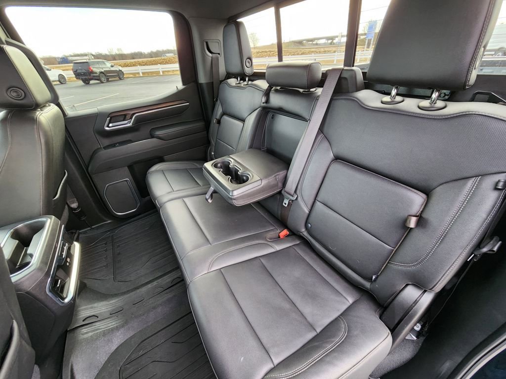 Used 2022 GMC Sierra 1500 SLT w/ SLT Premium Plus Package image 28