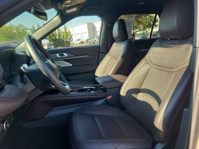 Certified 2026 Ford Explorer Platinum w/ LUX Leather Package AWD/4WD image 5