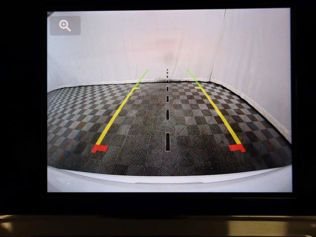 Used 2025 Jeep Compass Latitude image 16