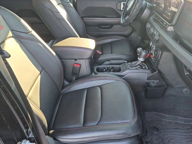Used 2026 Jeep Wrangler Unlimited Rubicon AWD/4WD image 20
