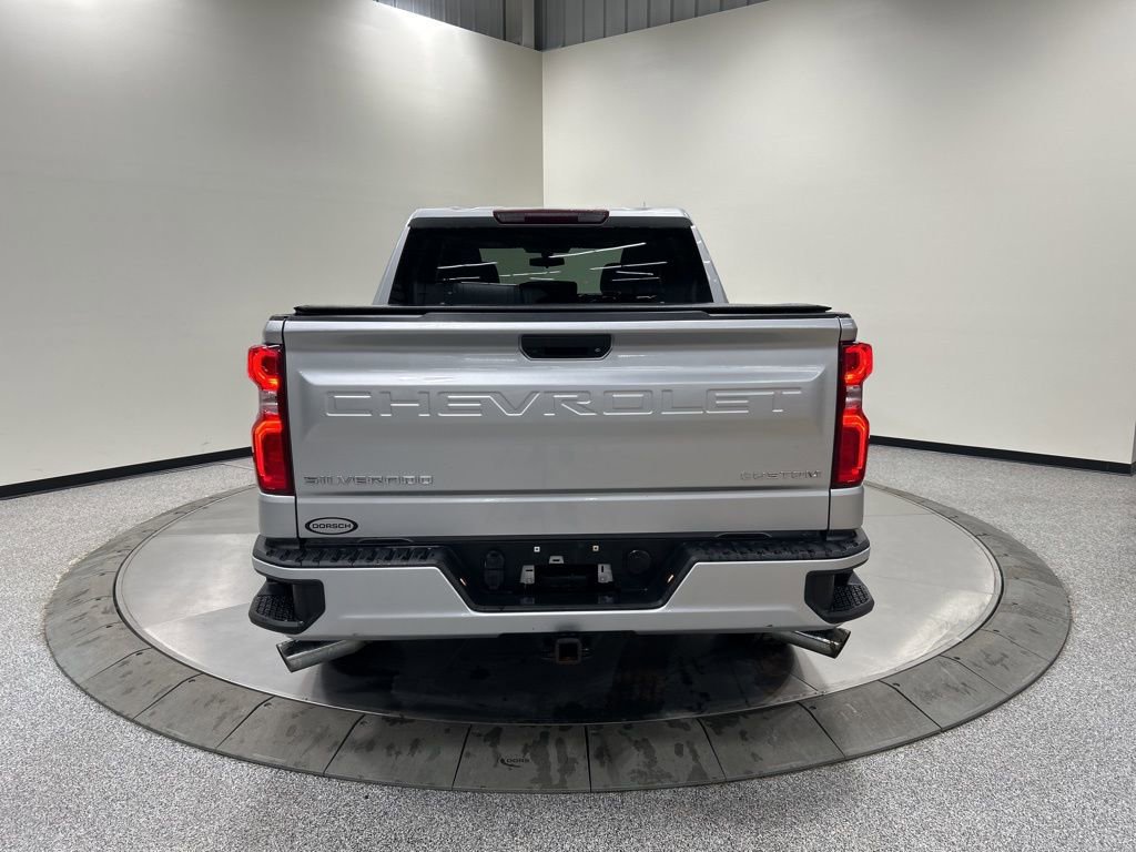 Used 2019 Chevrolet Silverado 1500 Custom w/ Trailering Package image 4