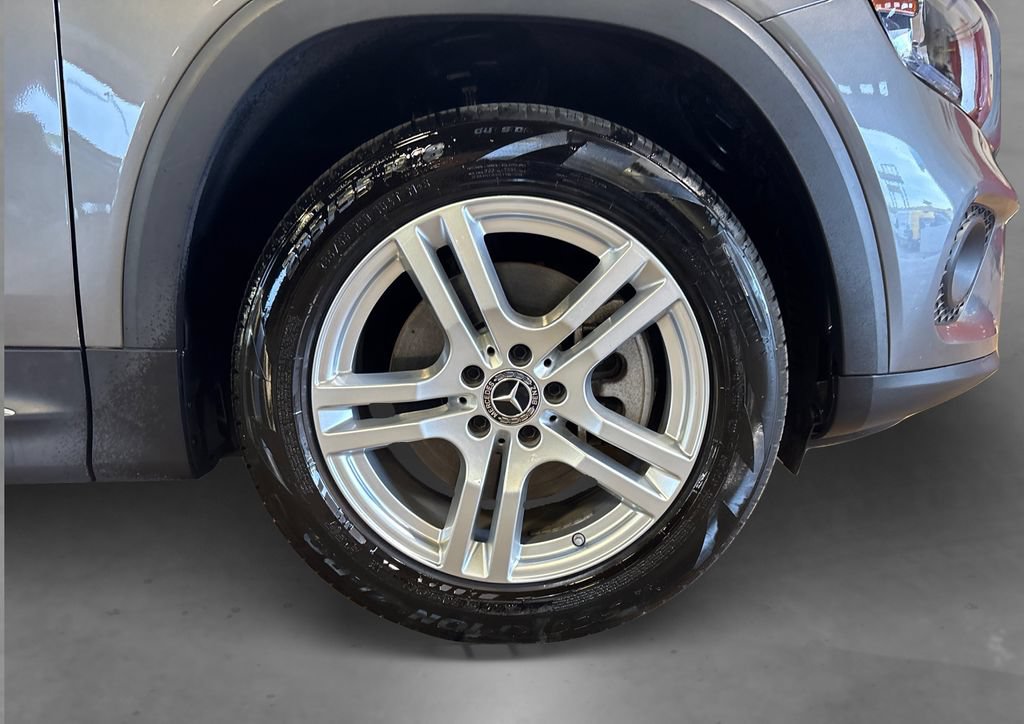 Used 2021 Mercedes-Benz GLB 250 4MATIC image 21