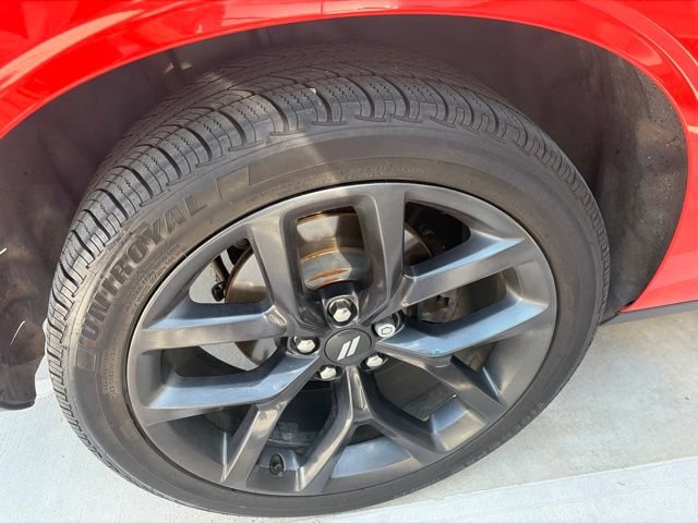 Used 2021 Dodge Challenger SXT w/ Plus Package RWD image 17