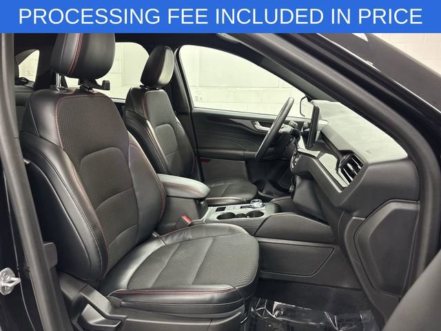 Certified 2023 Ford Escape ST-Line w/ Tech Pack #1 AWD/4WD image 16