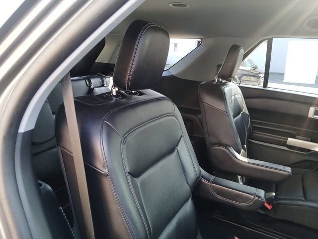 Certified 2023 Ford Explorer XLT w/ Equipment Group 202A AWD/4WD image 43