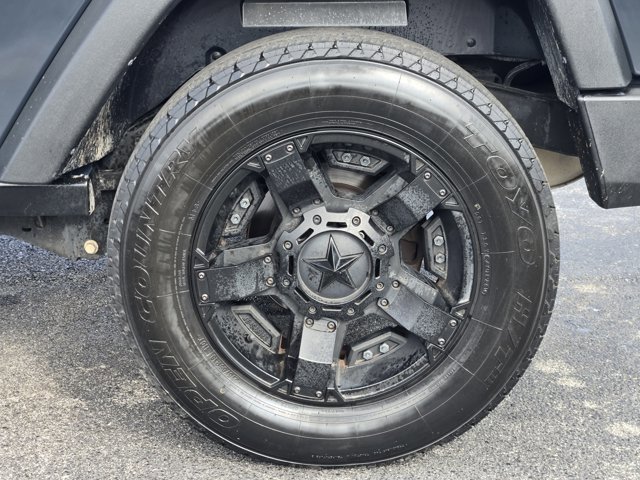 Used 2017 Jeep Wrangler Sport image 10