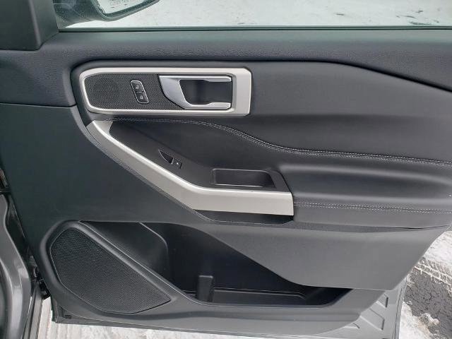 Certified 2023 Ford Explorer XLT w/ Equipment Group 202A image 22