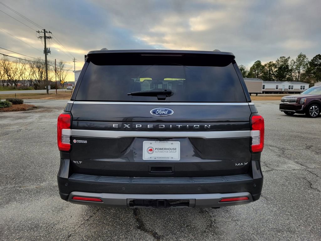 Certified 2023 Ford Expedition Max XLT image 4