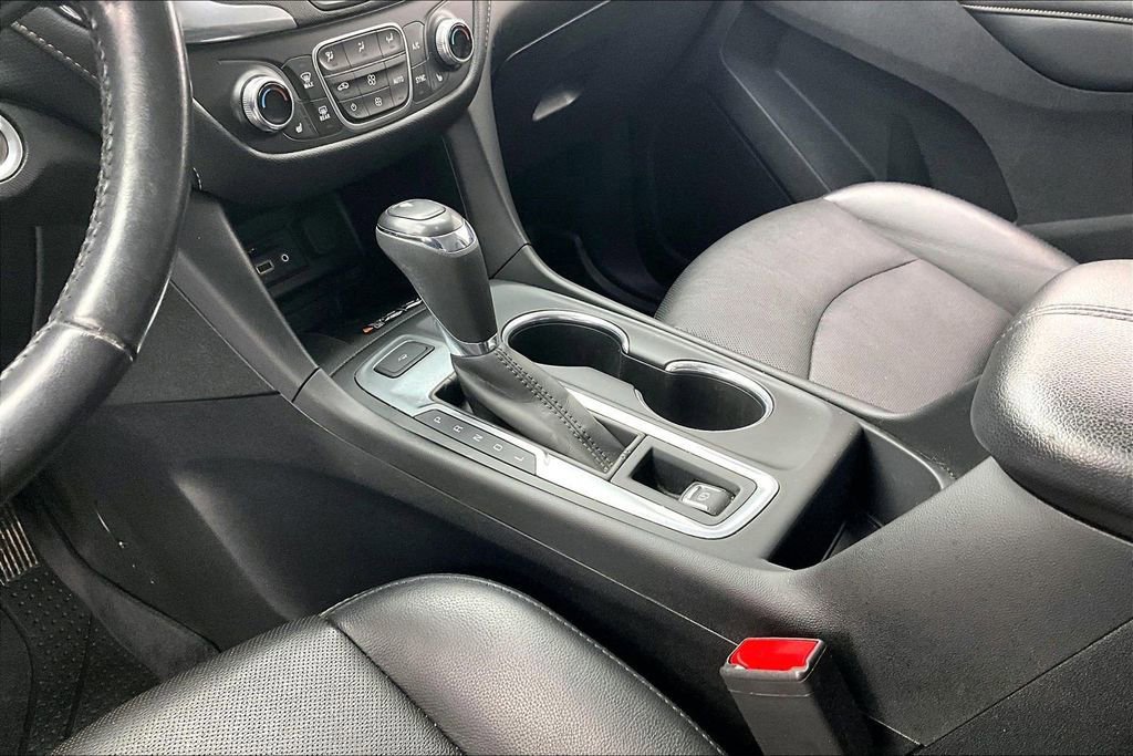 Used 2020 Chevrolet Equinox Premier w/ Premier Redline Edition image 15