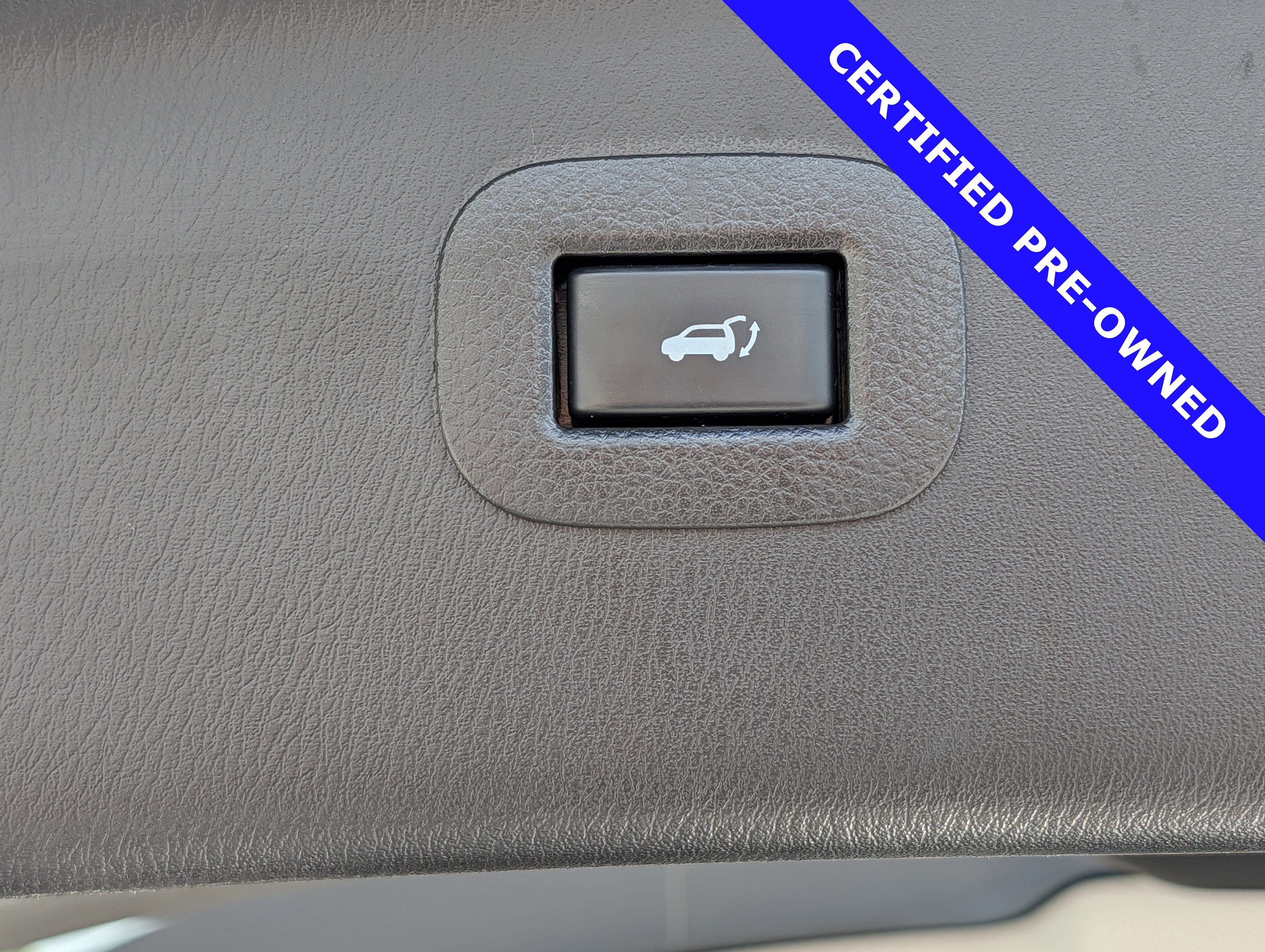 Used 2021 INFINITI QX80 Luxe image 14