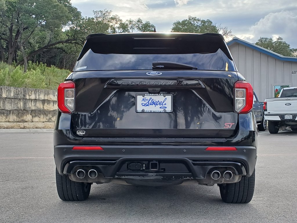 Certified 2020 Ford Explorer ST w/ ST Street Pack AWD/4WD image 4
