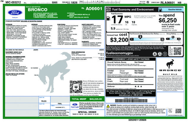 Certified 2024 Ford Bronco Black Diamond AWD/4WD image 3