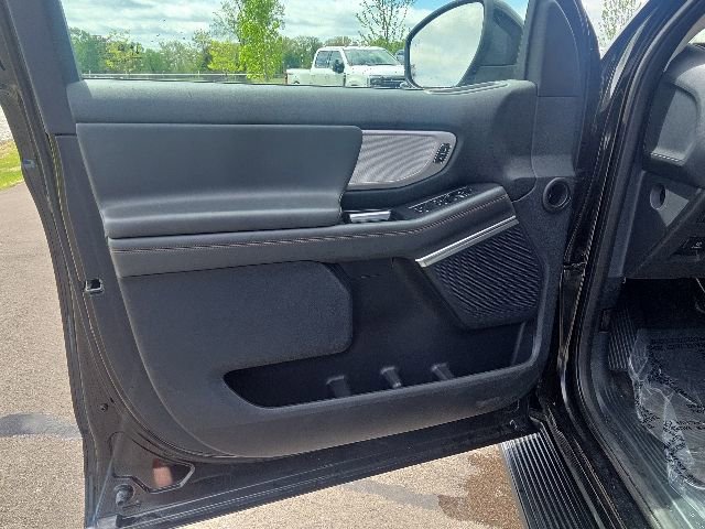 Certified 2025 Ford Expedition Max Active AWD/4WD image 26