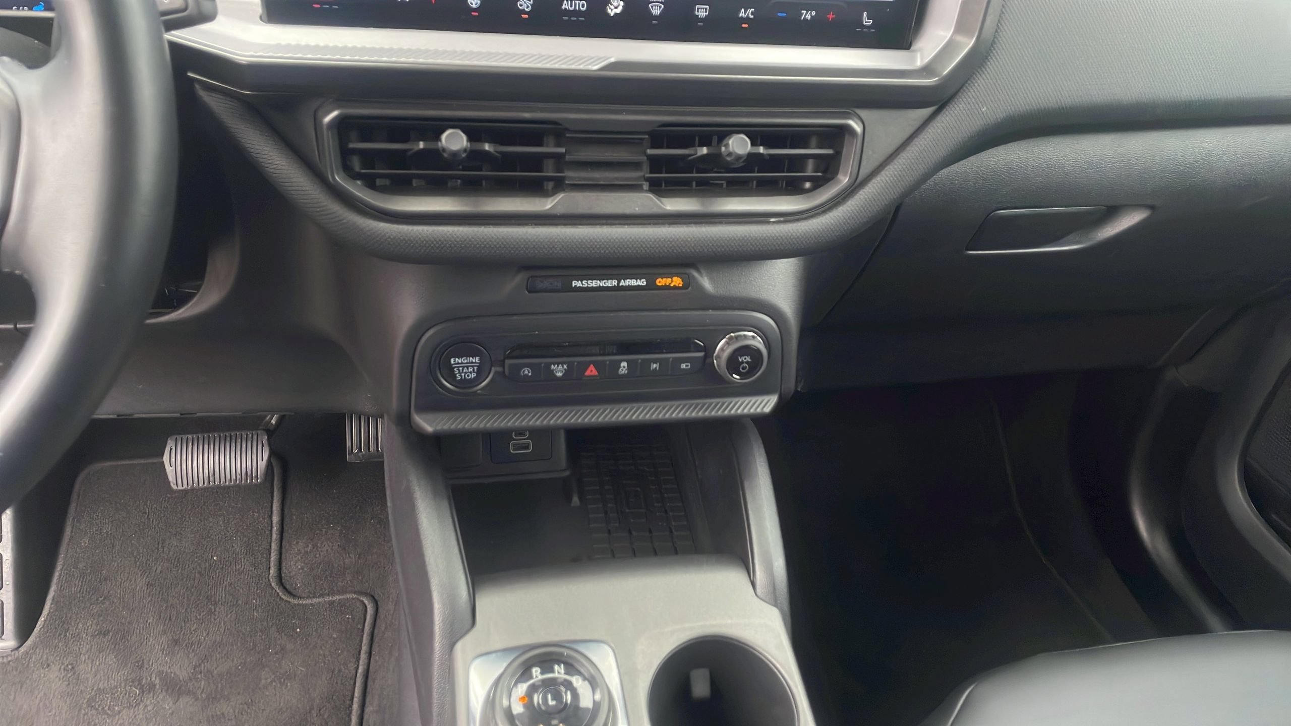 Certified 2025 Ford Bronco Sport Outer Banks w/ Outer Banks Tech Package+ AWD/4WD image 23