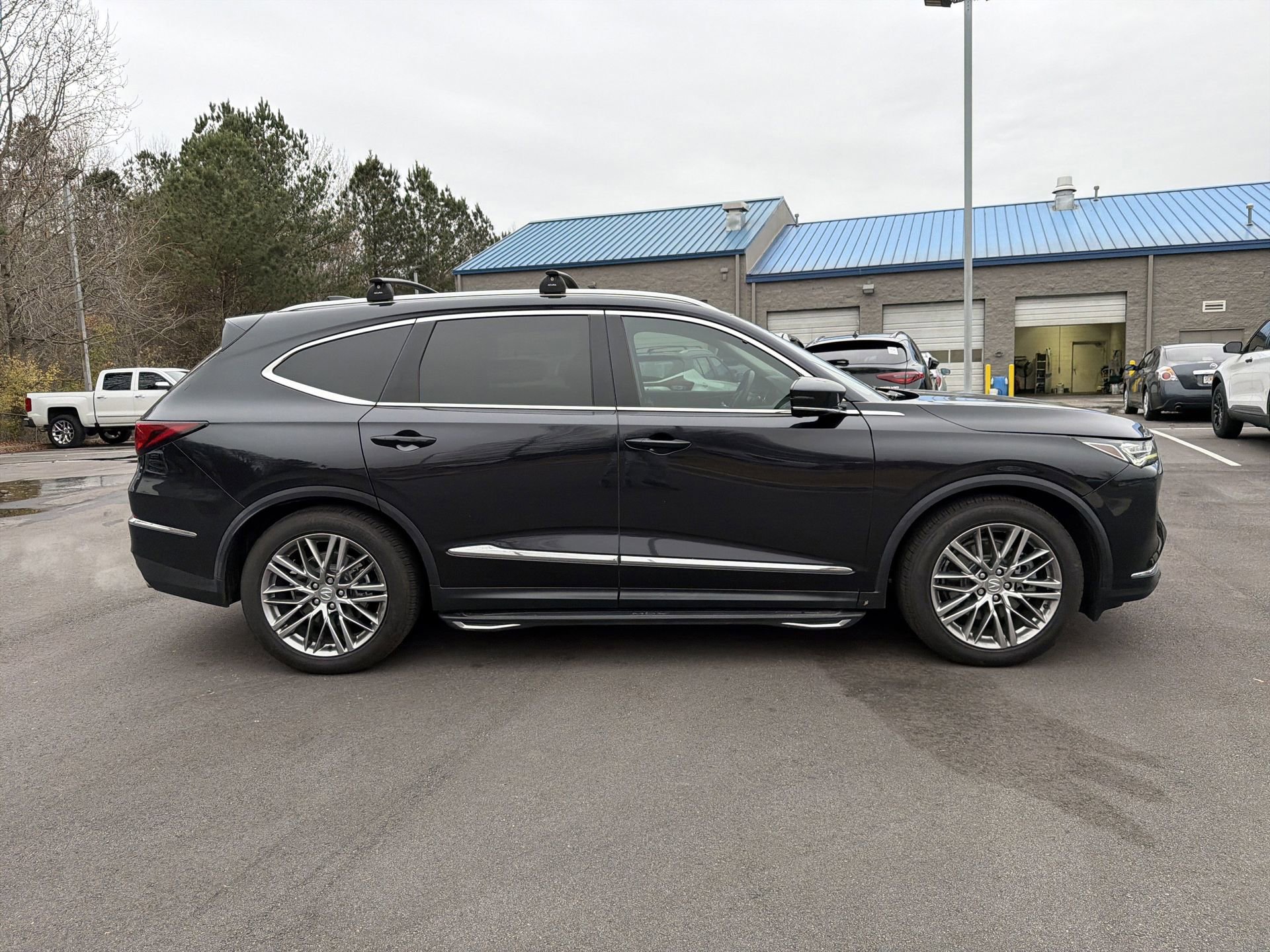 Used 2023 Acura MDX SH-AWD w/ Advance Package image 19