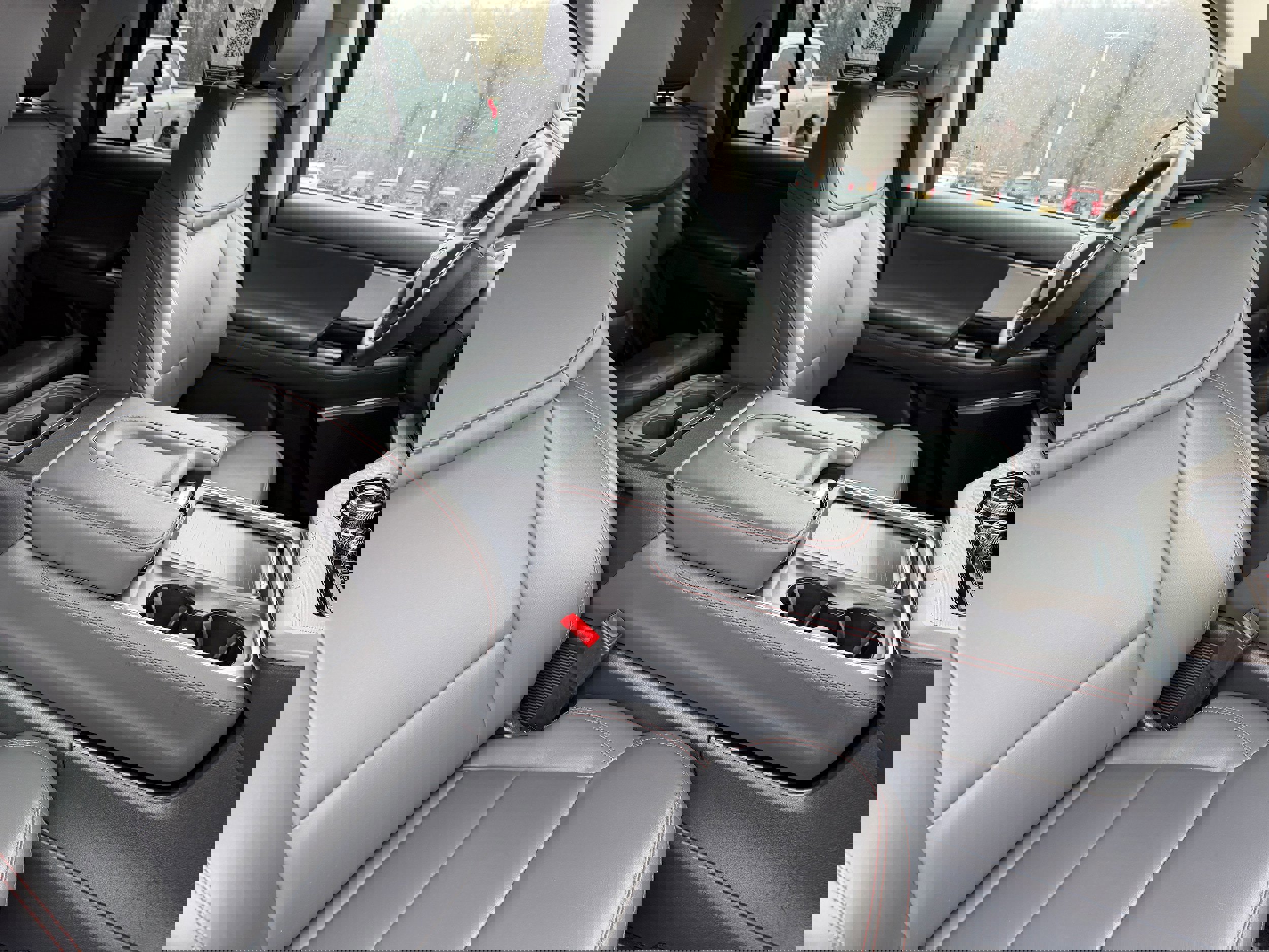 Certified 2025 Ford Expedition Active image 25