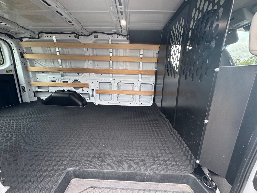 Certified 2025 Ford Transit 250 Low Roof w/ Exterior Upgrade Package RWD image 10