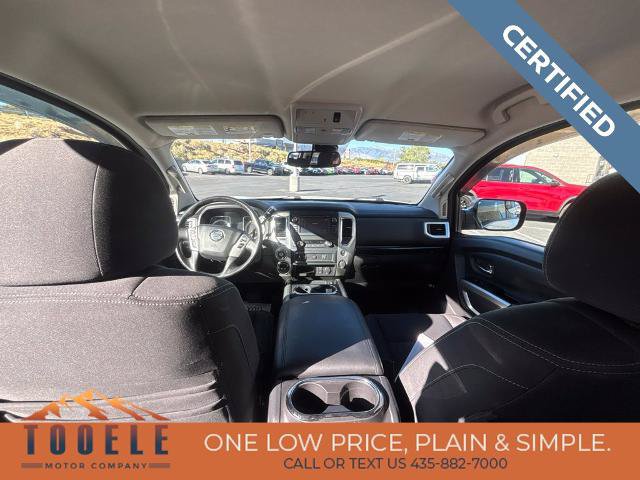 Used 2018 Nissan Titan SV w/ SV Convenience Package AWD/4WD image 27