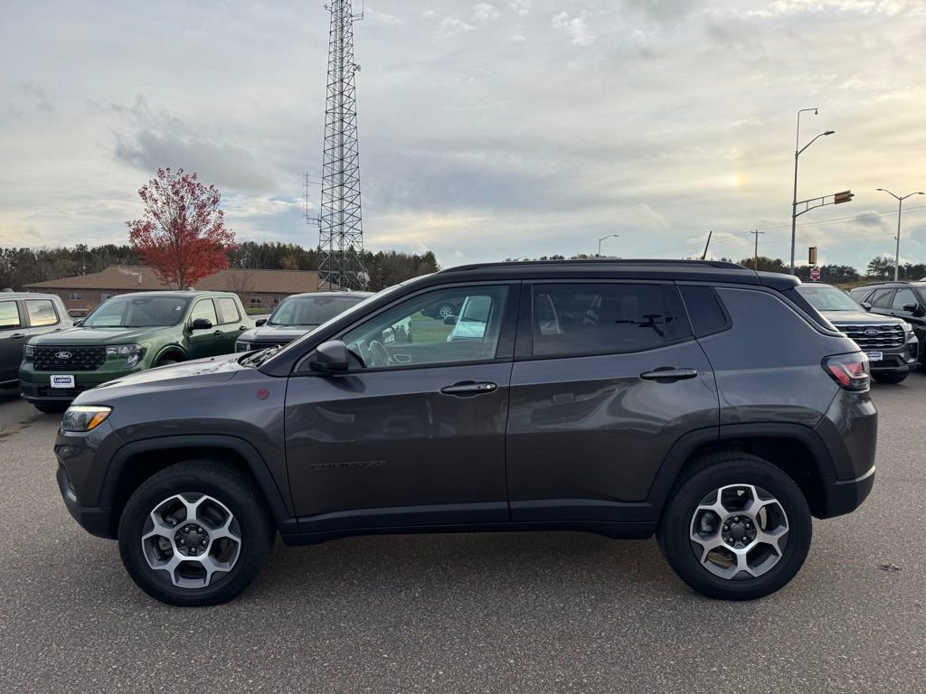 Used 2022 Jeep Compass Trailhawk w/ Trailhawk Elite Group image 8