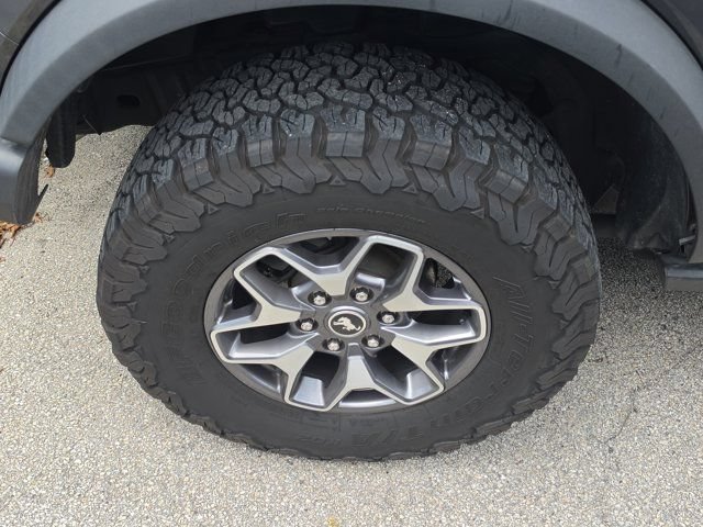 Certified 2022 Ford Bronco Badlands AWD/4WD image 7