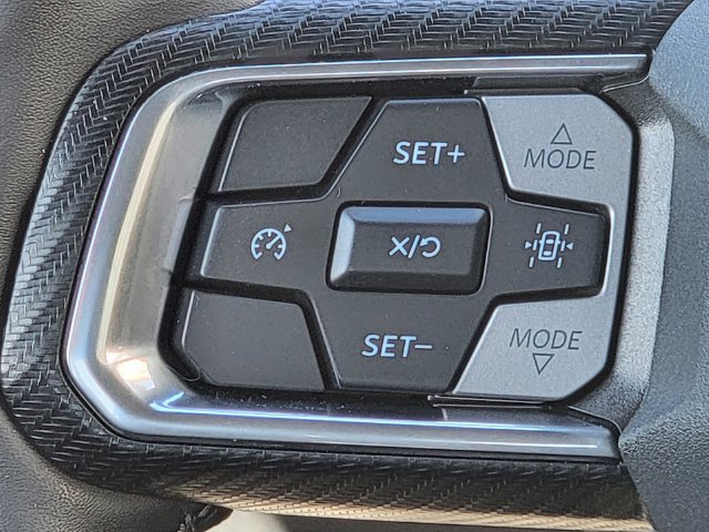 Certified 2024 Ford Mustang Coupe RWD image 33