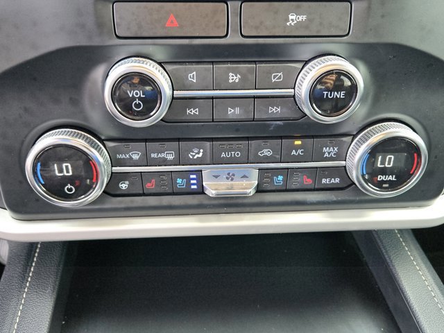 Certified 2022 Ford Expedition XLT image 16