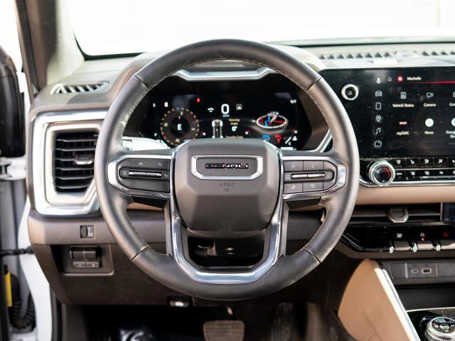 Used 2023 GMC Canyon Denali image 21