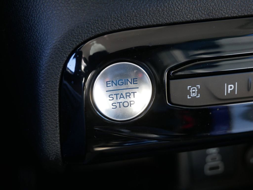 Certified 2024 Ford Escape Platinum image 22