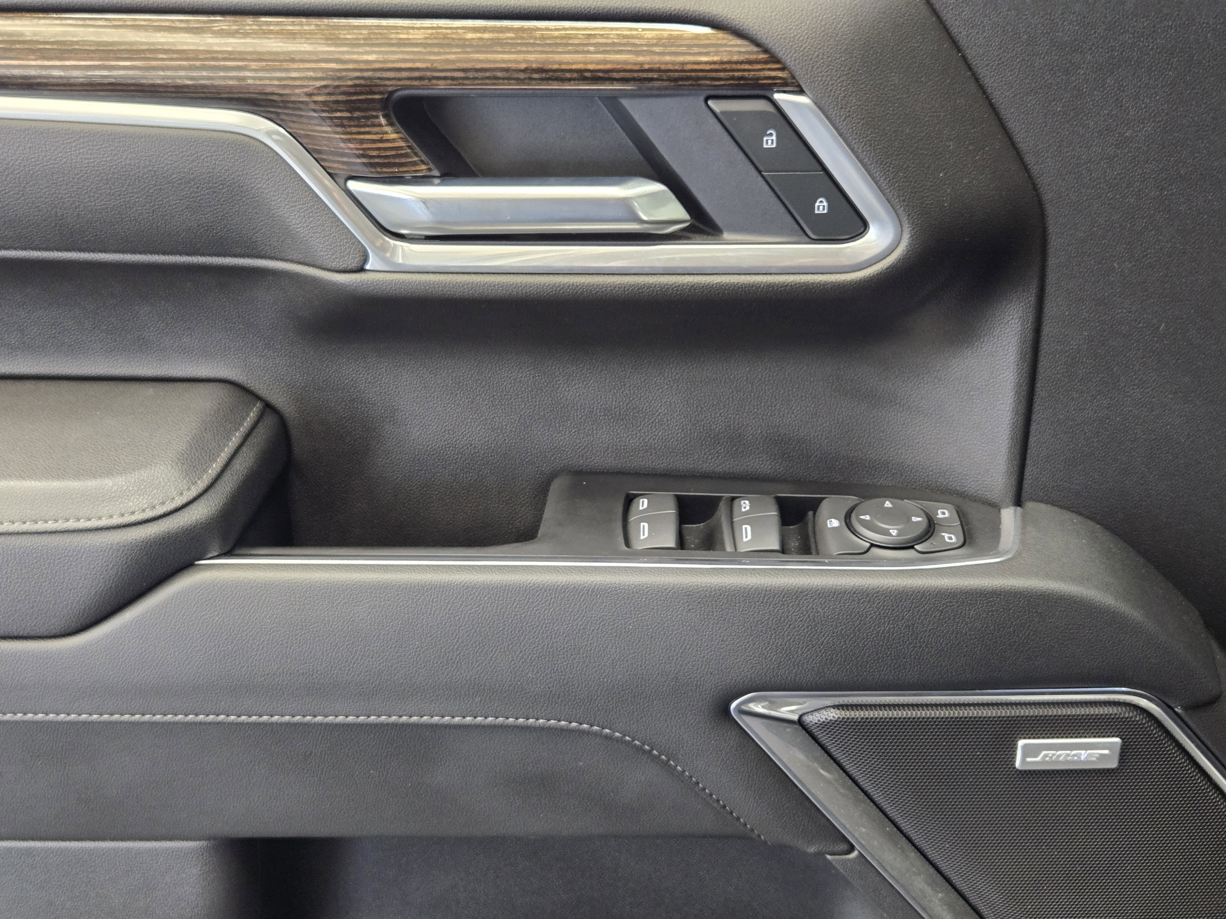 Used 2025 GMC Sierra 1500 Elevation w/ Elevation Premium Package image 20