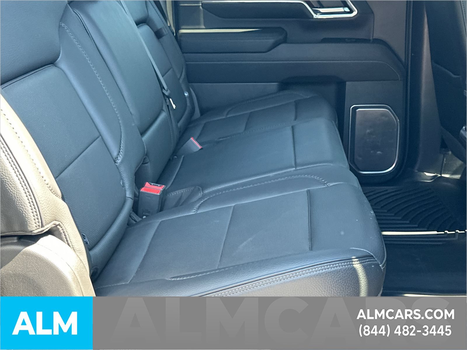 Used 2024 GMC Sierra 2500 Denali w/ Denali Reserve Package AWD/4WD image 17