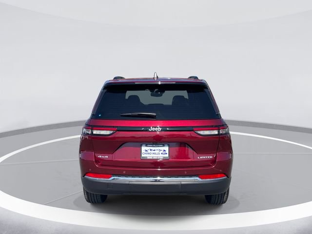 Used 2024 Jeep Grand Cherokee Limited AWD/4WD image 6