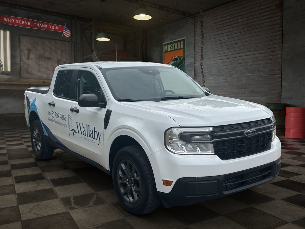 Certified 2023 Ford Maverick XLT FWD image 2
